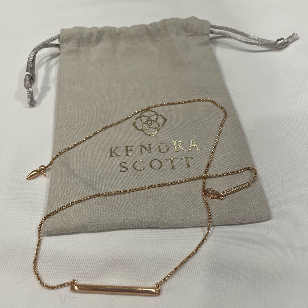18” Kendra Scott Gold Bar Necklace